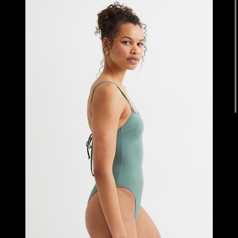 H&M high leg one piece swimsuit